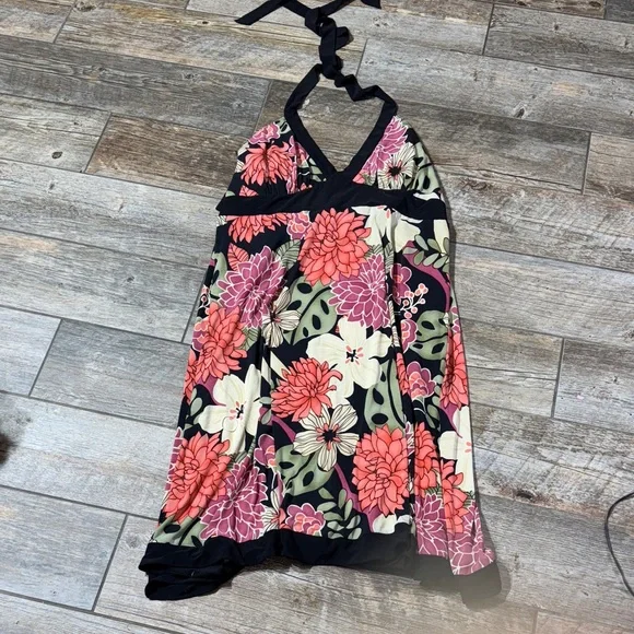 Floral Halter Neck Dress - Picture 1 of 3